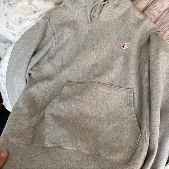 Champion Reverse Weave hoodie - Picture 4 of 8